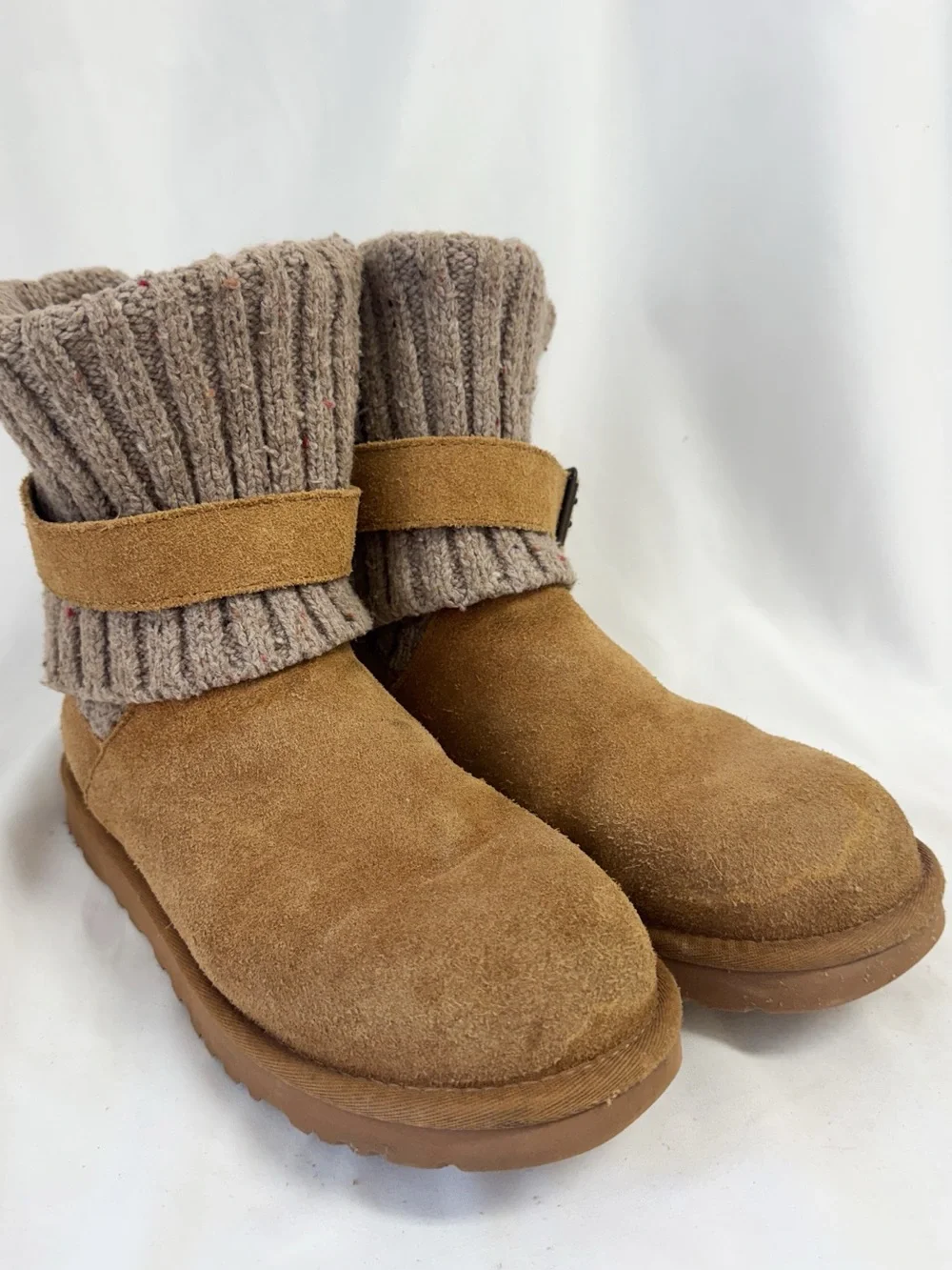 UGG Cambridge boots, Chestnut suede, knit cuff Size 7